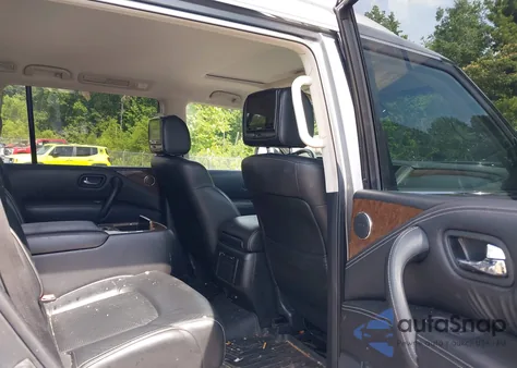 2017 Infiniti Qx80 z USA, uszkodzony, nr VIN JN8AZ2NF1H9647439